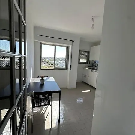 Apartment Confortavel T3 Com Vista Mar Em Paço de Arcos