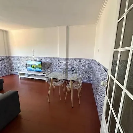 Apartment Confortavel T3 Com Vista Mar Em