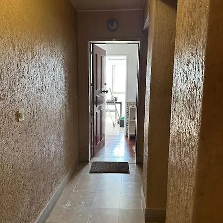 Confortavel T3 Com Vista Mar Em Apartment Paço de Arcos